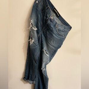 Express girlfriend jean size 8 distressed